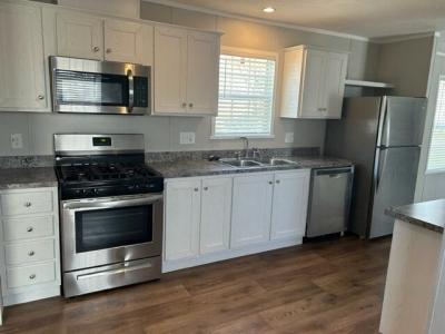 Photo 2 of 9 of home located at 3430 N. Peoria Drive Lot 108 Springfield, IL 62702