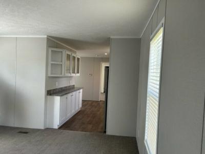 Photo 3 of 9 of home located at 3430 N. Peoria Drive Lot 108 Springfield, IL 62702