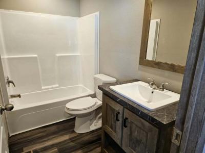 Photo 4 of 6 of home located at 2101 SW 38th Street, Lot 24 Lawton, OK 73505