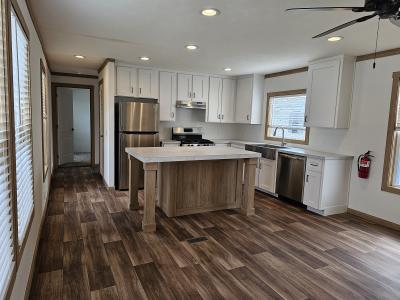 Photo 2 of 13 of home located at 2101 SW 38th Street, Lot 143 Lawton, OK 73505