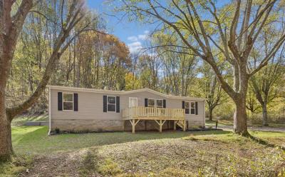 Champion Homes Capstone Mobile Home Floor Plan