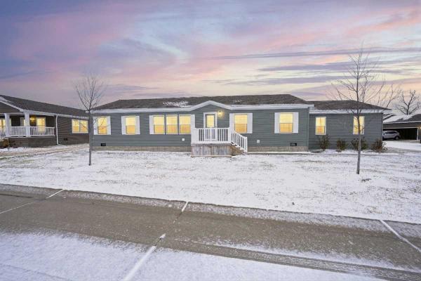 2023 Adventure 2856-1 Manufactured Home
