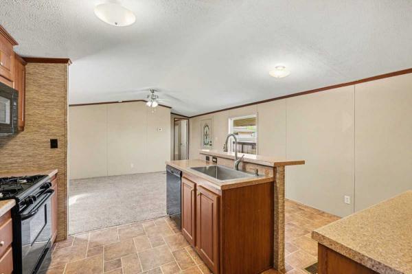 2014 Legacy Housing LH1 Mobile Home