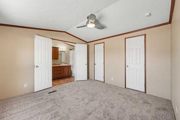 2014 Legacy Housing LH1 Mobile Home