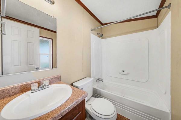 2014 Legacy Housing LH1 Mobile Home