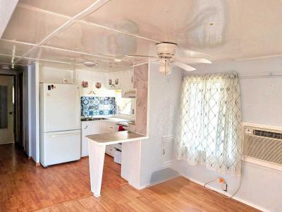 Photo 4 of 13 of home located at 6136 66th St N. Saint Petersburg, FL 33709