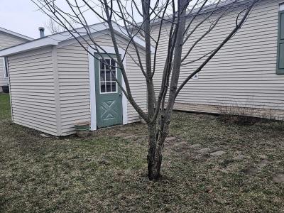 Photo 4 of 9 of home located at 2536 Shakespeare Lane Northville, MI 48167