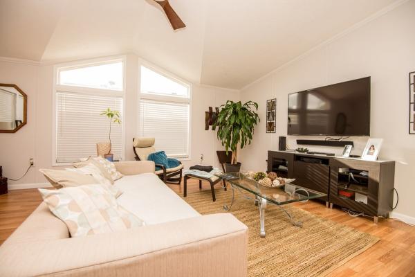 2005 Skyline Oakspring Manufactured Home