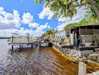 Mobile Home at 2704 Muddy Creek Ln Ruskin, FL 33570