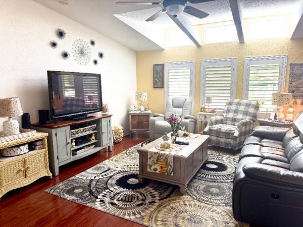 Photo 1 of 2 of home located at 1649 Deverly Dr. #884 Lakeland, FL 33801