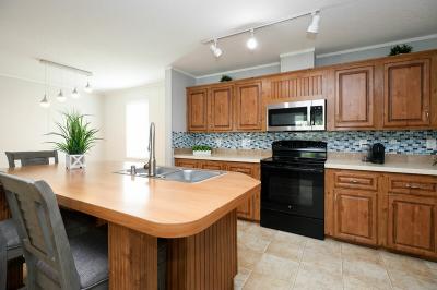 Mobile Home at 11300 Rexmere Blvd, #5/12-Pl Fort Lauderdale, FL 33325