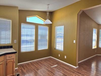 Photo 4 of 22 of home located at 18026 N Cave Creek Rd. #24 Phoenix, AZ 85032