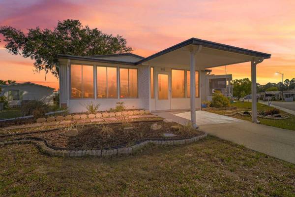 1992 TRIL Mobile Home For Sale