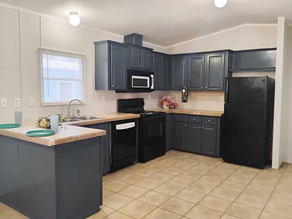 2007  Mobile Home For Sale