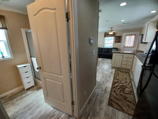 2017 CHAMPION RH1431Z Mobile Home