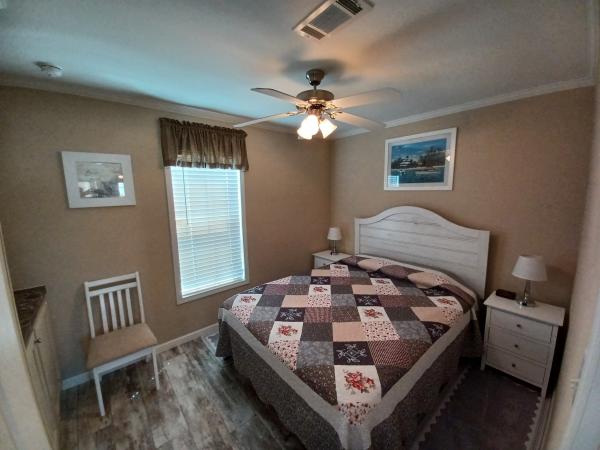 2017 CHAMPION RH1431Z Mobile Home