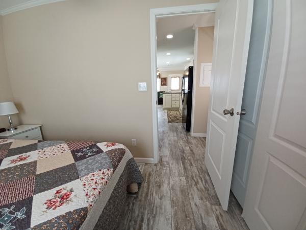 2017 CHAMPION RH1431Z Mobile Home