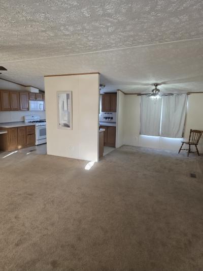 Photo 4 of 9 of home located at 5702 Angola Rd. #331 Toledo, OH 43615