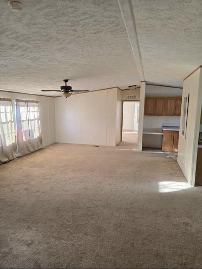 Photo 5 of 9 of home located at 5702 Angola Rd. #331 Toledo, OH 43615