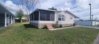 Photo 2 of 18 of home located at 5363 Tuna Lane Orlando, FL 32822