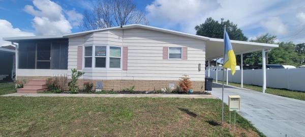 1984 TWIN Mobile Home