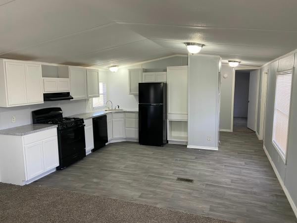 Photo 1 of 2 of home located at 5703 Shoreline Circle N #8 Fort Worth, TX 76119