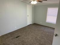 1985 Redman Breezewood Mobile Home