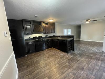 Mobile Home at 1209 Cresthill Huntsville, TX 77340