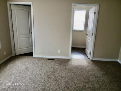 Photo 2 of 6 of home located at 1235 Chateau Monroe, MI 48161