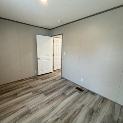 Photo 5 of 17 of home located at 2800 West Memorial Drive #0090 Muncie, IN 47302