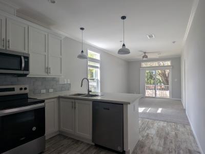 Photo 2 of 9 of home located at 117 Pioneer Ln Valrico, FL 33594