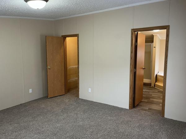 1997 CENTURY 443  Home