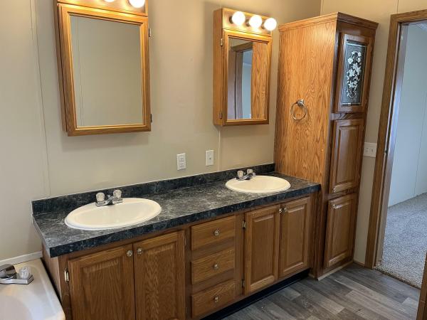 1997 CENTURY 443  Home