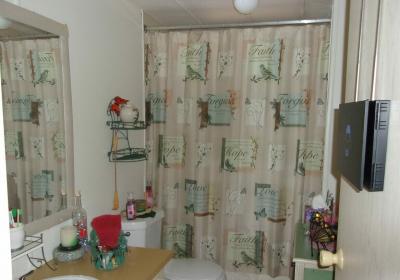 Photo 4 of 12 of home located at 3513 Woodcrest Drive Riverview, FL 33578