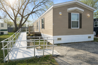 Mobile Home at 32 Jennifer Lane #J32 Calumet City, IL 60409