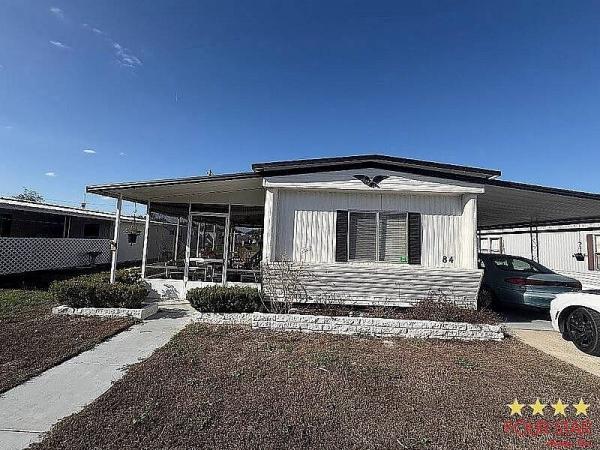 Photo 1 of 2 of home located at 506 West Noble Avenue Bushnell, FL 34655