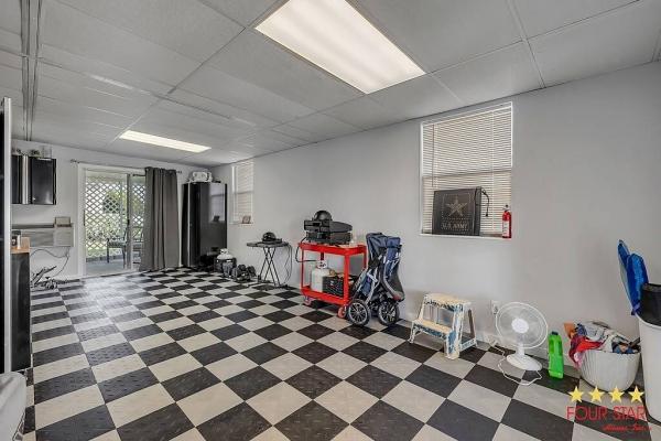 1995 PALM   Home