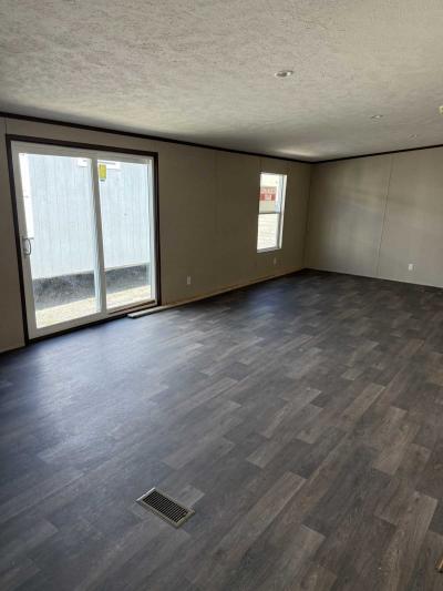 Photo 3 of 11 of home located at 13838 Southton Rd San Antonio, TX 78223