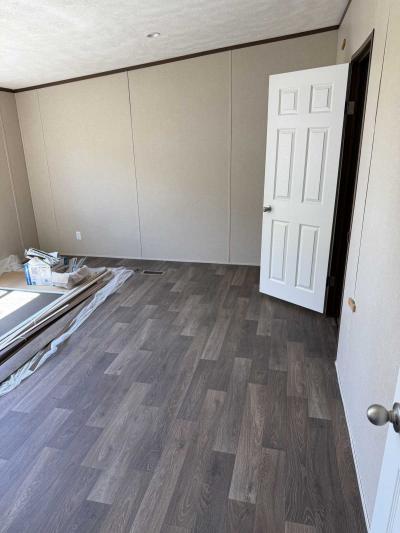 Photo 5 of 11 of home located at 13838 Southton Rd San Antonio, TX 78223