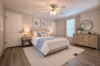 Photo 4 of 6 of home located at 1224 Upper Lucy Jackson, MI 49203