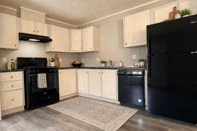 Photo 2 of 6 of home located at 1224 Upper Lucy Jackson, MI 49203