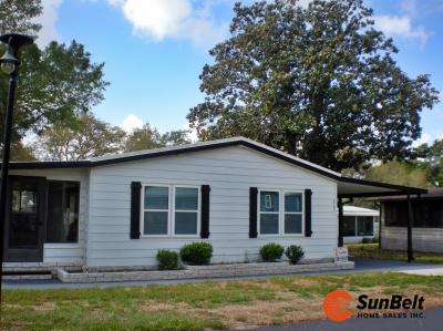 Photo 4 of 56 of home located at 6095 La Costa Drive Lot 880 Ocala, FL 34472