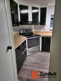 1985 VICT Mobile Home