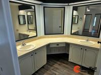 1985 VICT Mobile Home