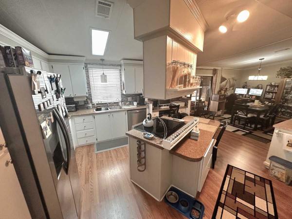 1985 AGE 40+ PARK Mobile Home