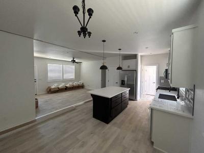 Photo 3 of 20 of home located at 3444 W Center Street #5 Riverside, CA 92501