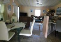 1986 TWIN Mobile Home