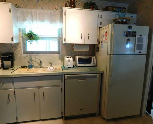1986 TWIN Mobile Home