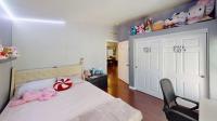 2005 SKYLINE 4 Bedrooms Manufactured Home