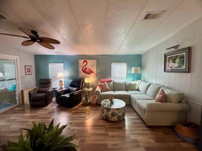 Photo 3 of 8 of home located at 2425 Harden Blvd #215 Lakeland, FL 33803